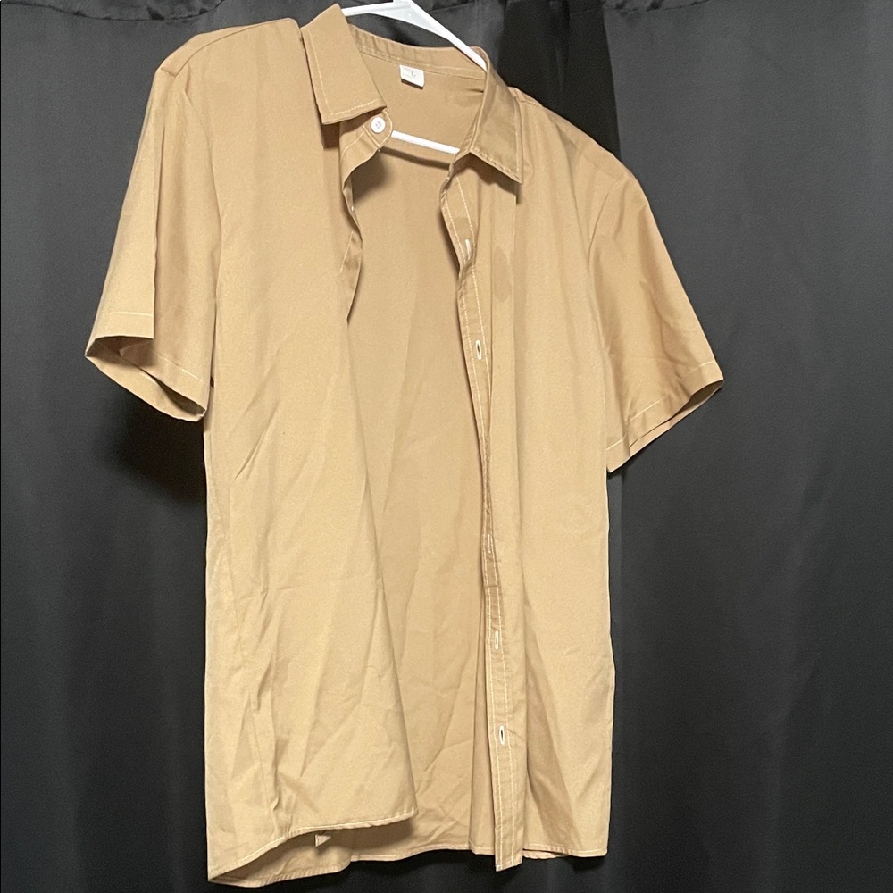 Men's Tan Short Sleeve Shirt